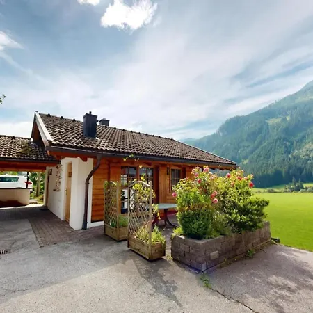 Nyaraló Detached In Wald im Pinzgau